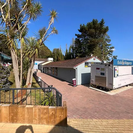 Parque de vacaciones Contemporary Caravan At Newquay New Quay